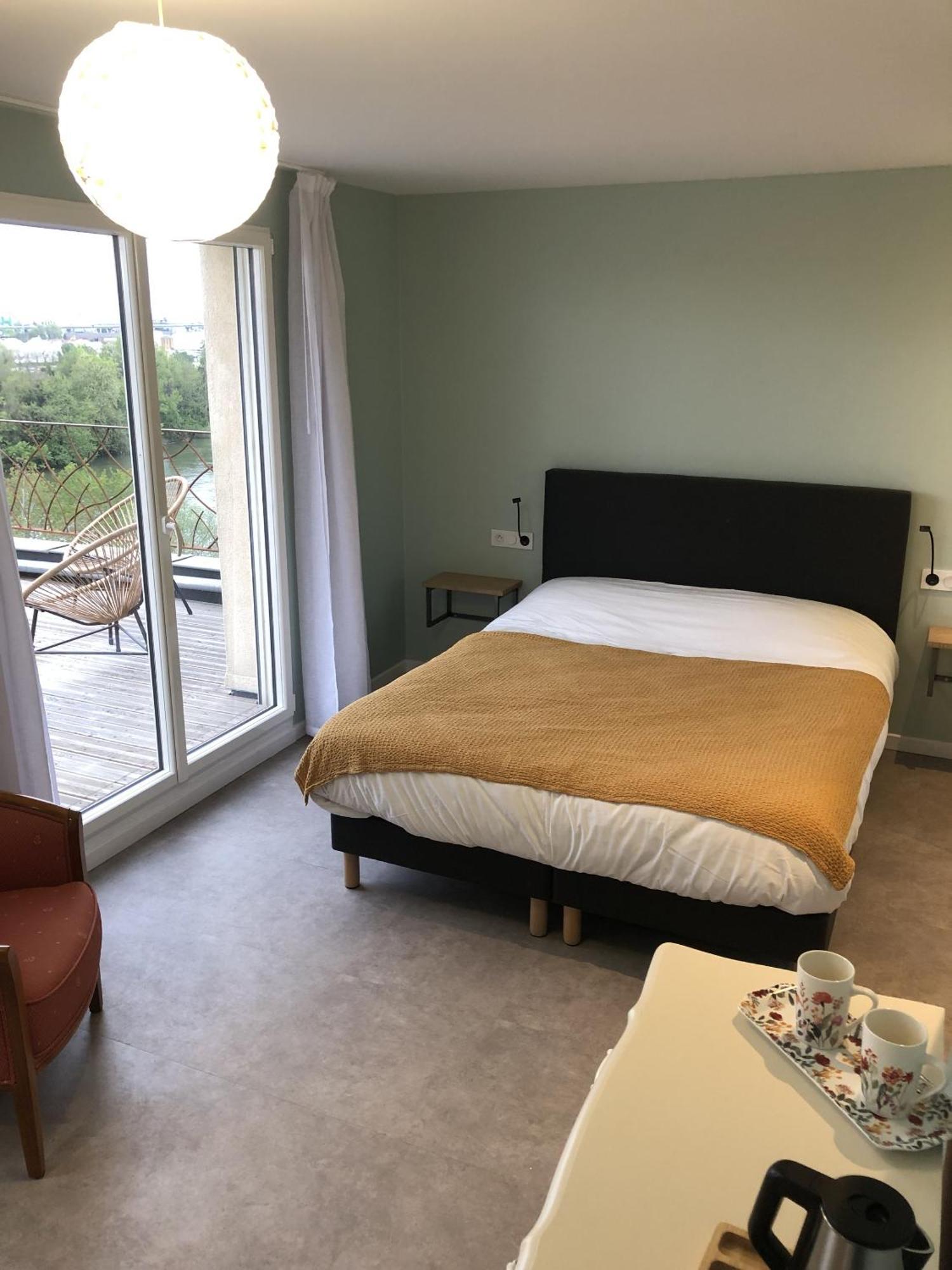 L'Atelier Sur Seine Bed & Breakfast Epinay-sur-Seine Exterior photo